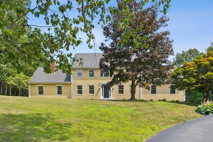 Nearby Listing Image