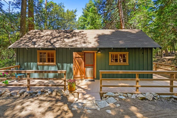 Nearby Listing Image