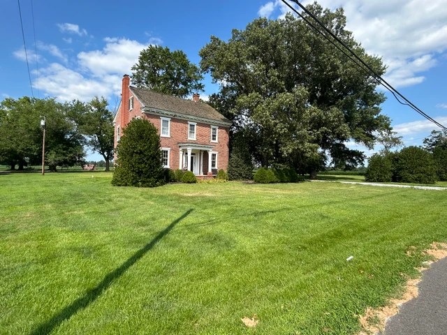 Nearby Listing Image