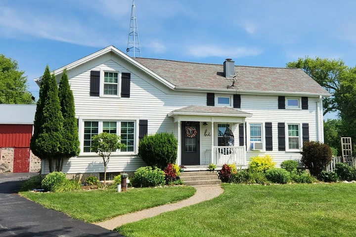 Nearby Listing Image