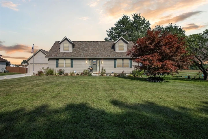 Nearby Listing Image