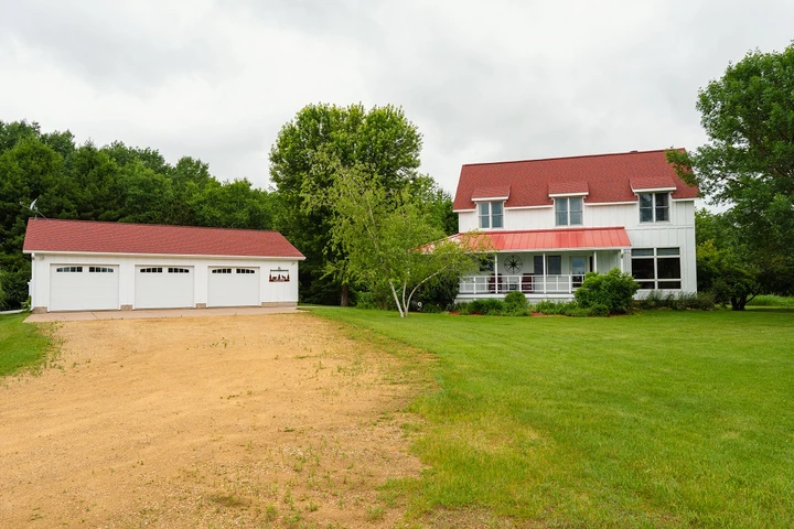 Nearby Listing Image
