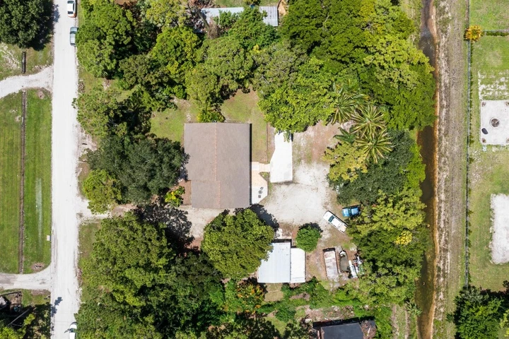 Nearby Listing Image