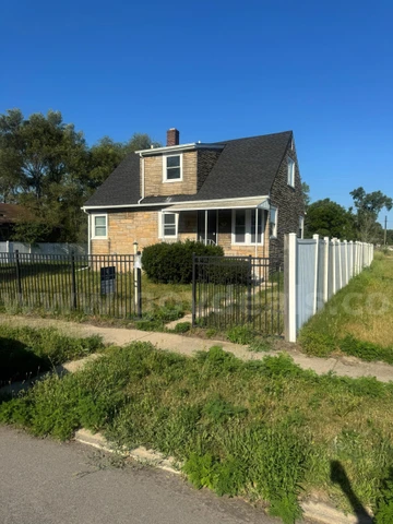 Nearby Listing Image