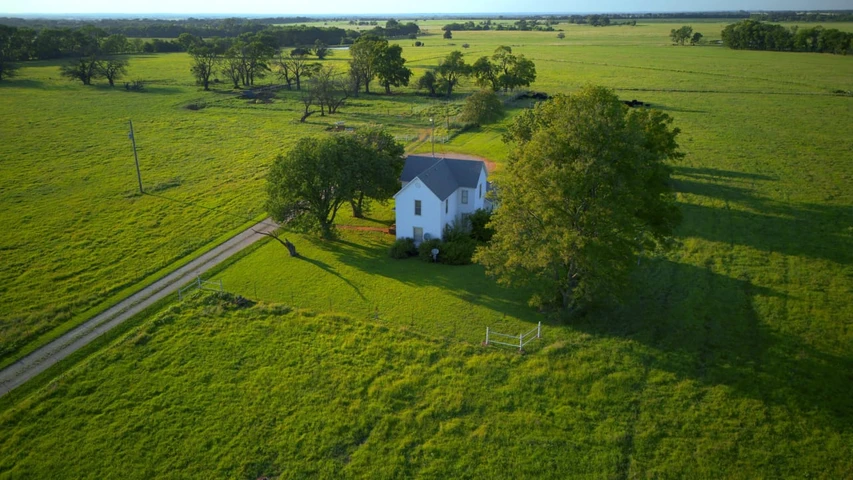 Nearby Listing Image
