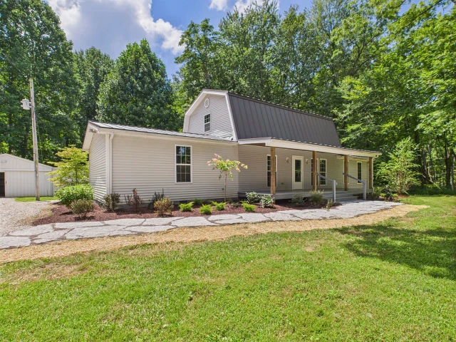 Nearby Listing Image