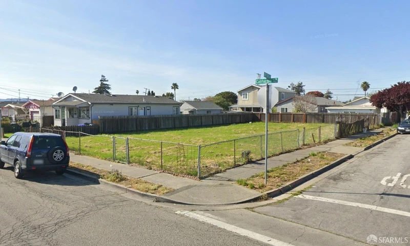 Nearby Listing Image