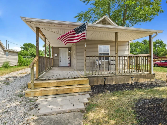 Nearby Listing Image