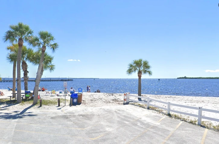 Nearby Listing Image