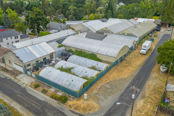 Nearby Listing Image