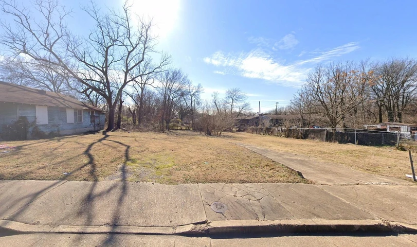 Nearby Listing Image