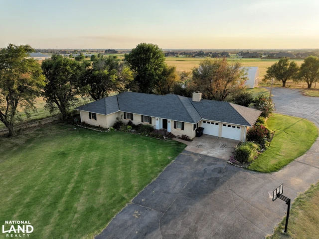 Nearby Listing Image