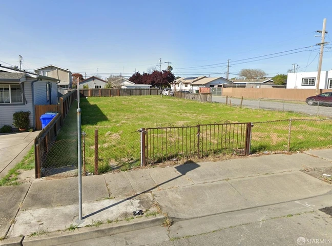 Nearby Listing Image