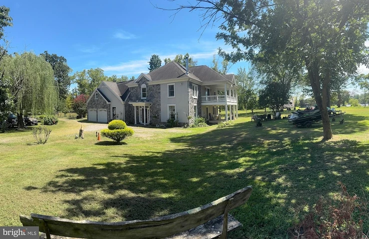 Nearby Listing Image