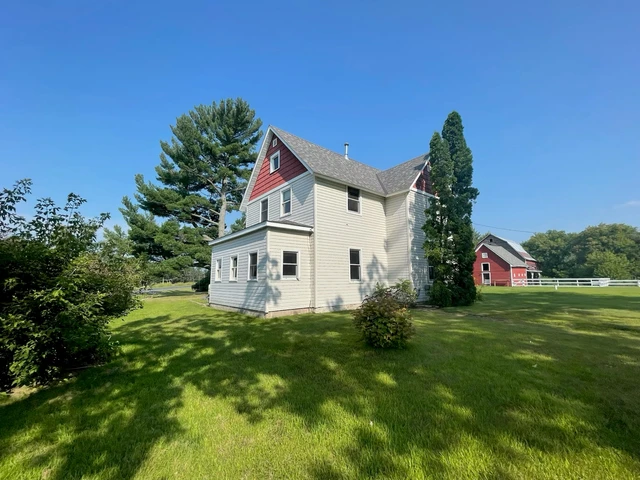 Nearby Listing Image