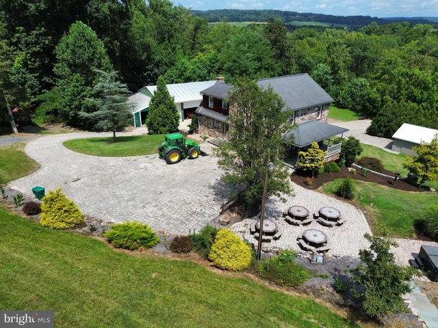 Nearby Listing Image