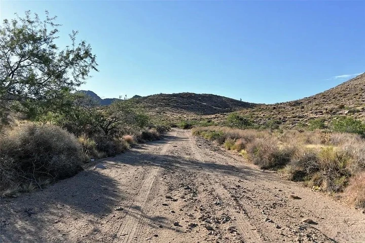 Nearby Listing Image
