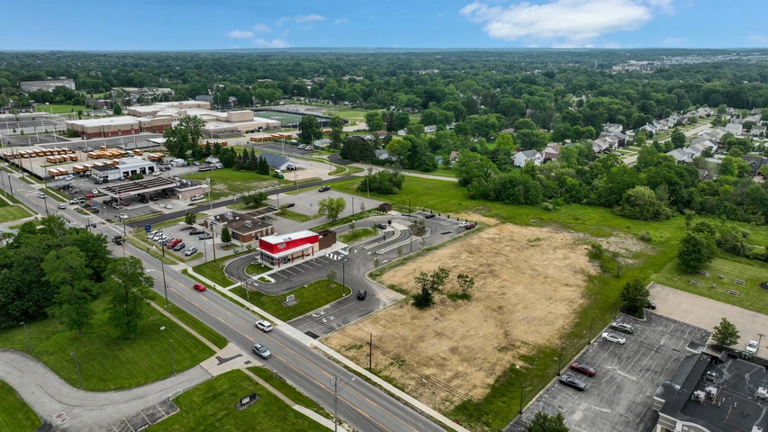 Nearby Listing Image