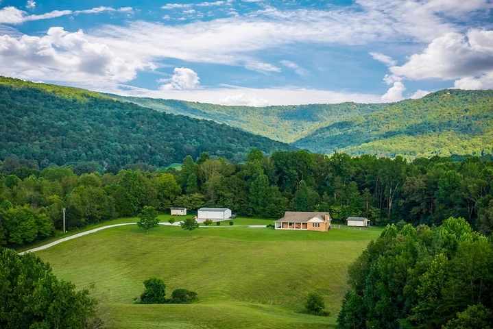 Nearby Listing Image
