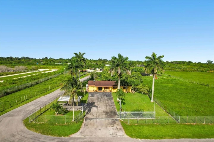 Nearby Listing Image