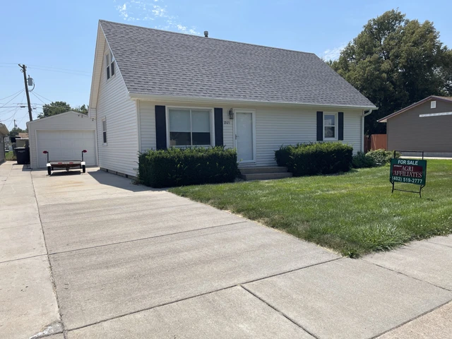 Nearby Listing Image