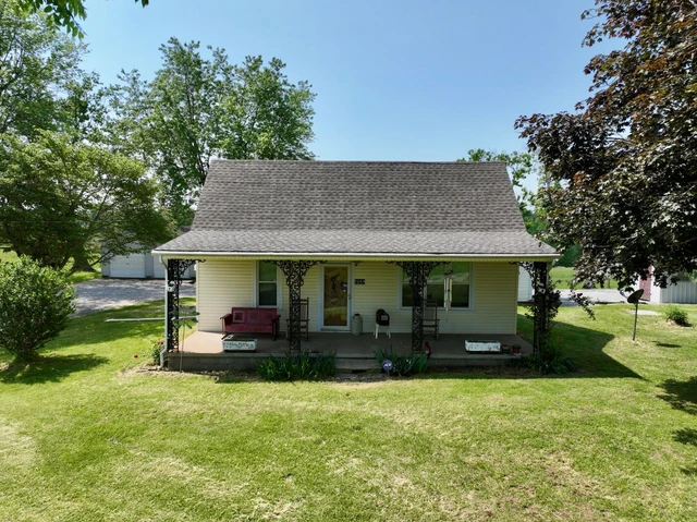 Nearby Listing Image