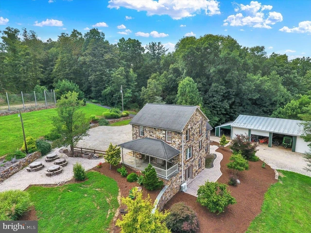 Nearby Listing Image