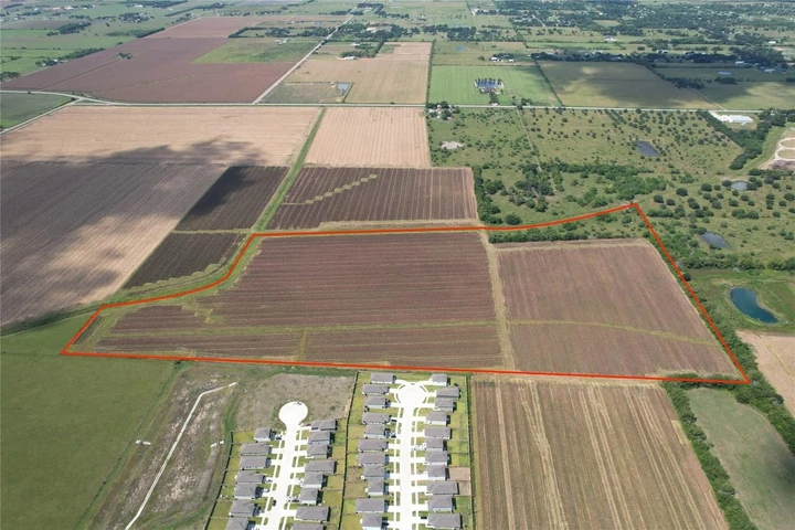 Nearby Listing Image