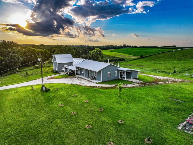 Nearby Listing Image