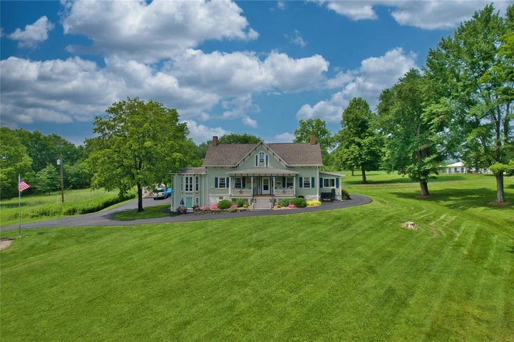 Nearby Listing Image