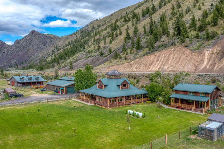 Nearby Listing Image