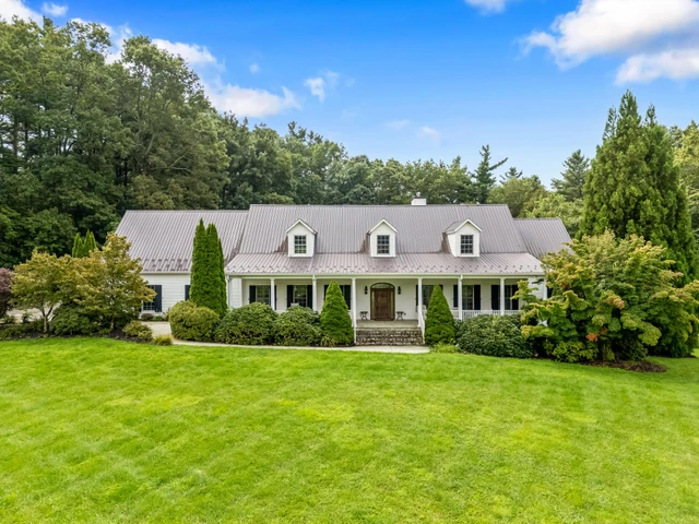 Nearby Listing Image