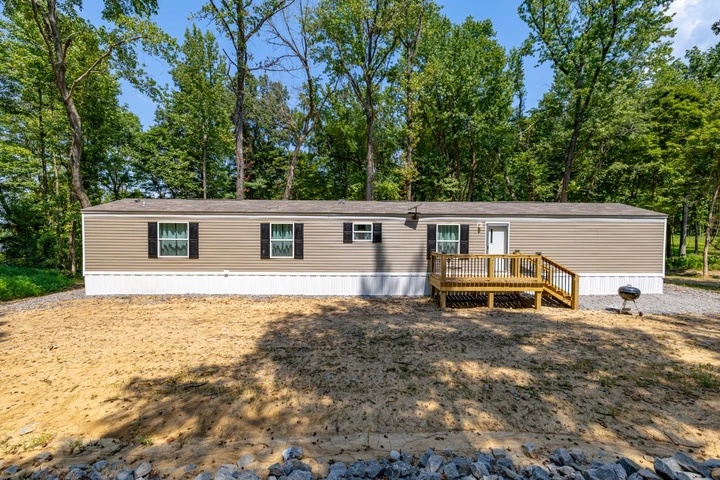 Nearby Listing Image