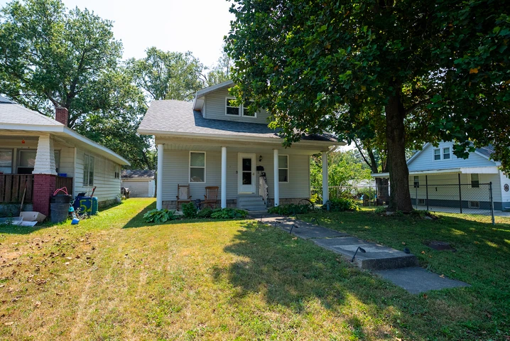 Nearby Listing Image