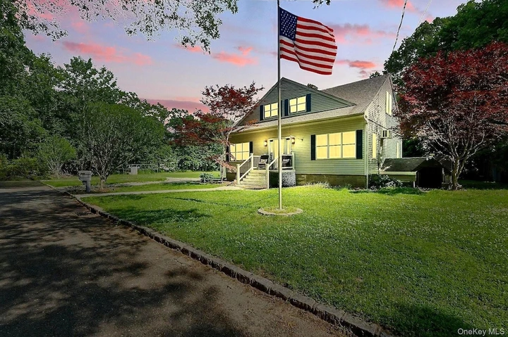 Nearby Listing Image