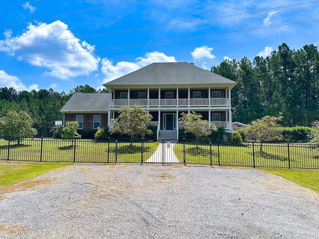 Nearby Listing Image