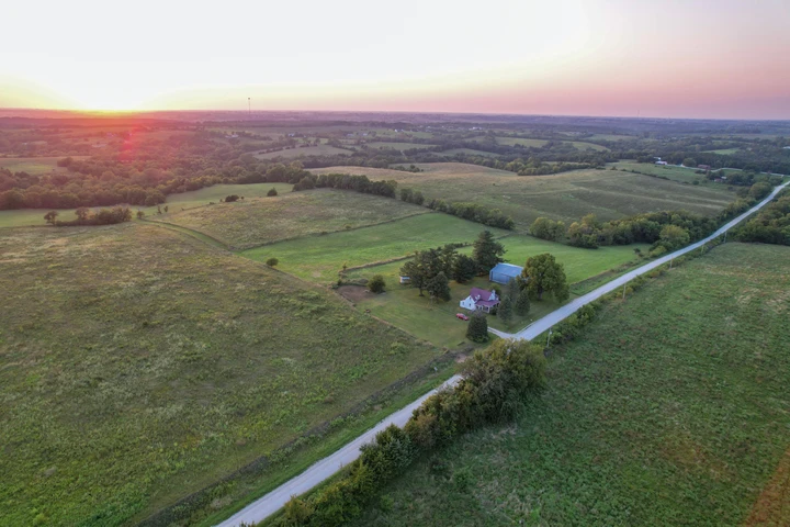 Nearby Listing Image