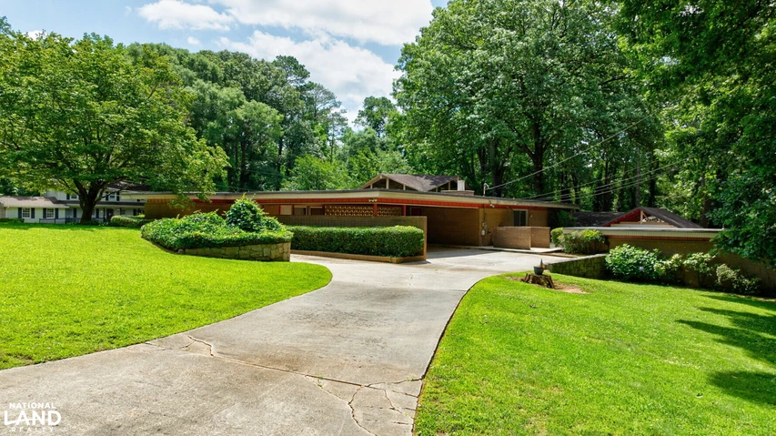 Nearby Listing Image