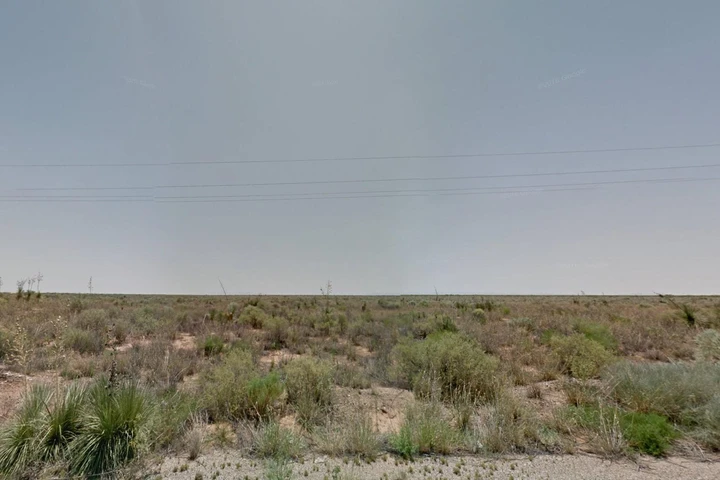 Nearby Listing Image