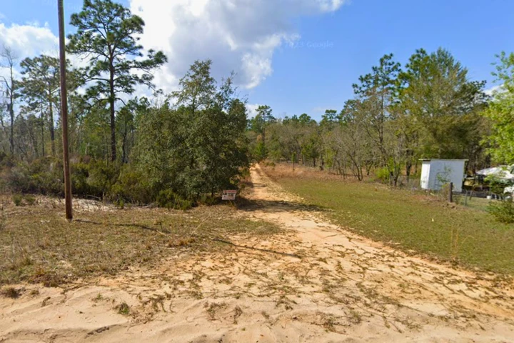 Nearby Listing Image