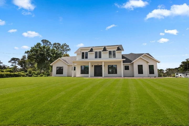 Nearby Listing Image
