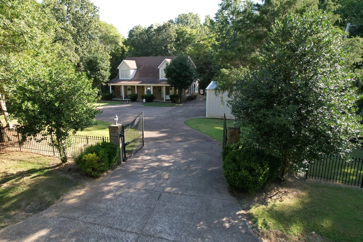 Nearby Listing Image