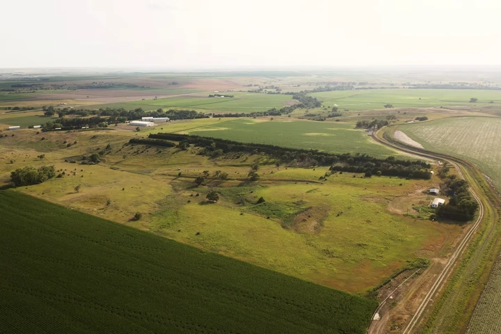 Nearby Listing Image