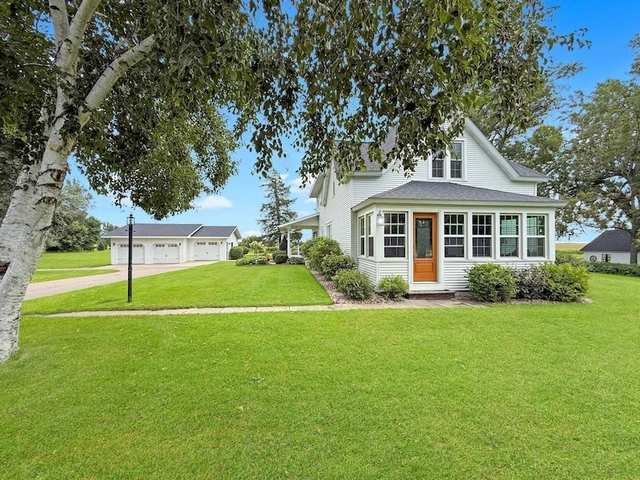 Nearby Listing Image