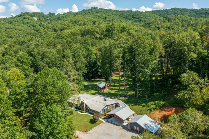 Nearby Listing Image