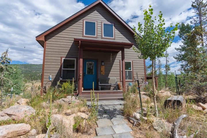Nearby Listing Image