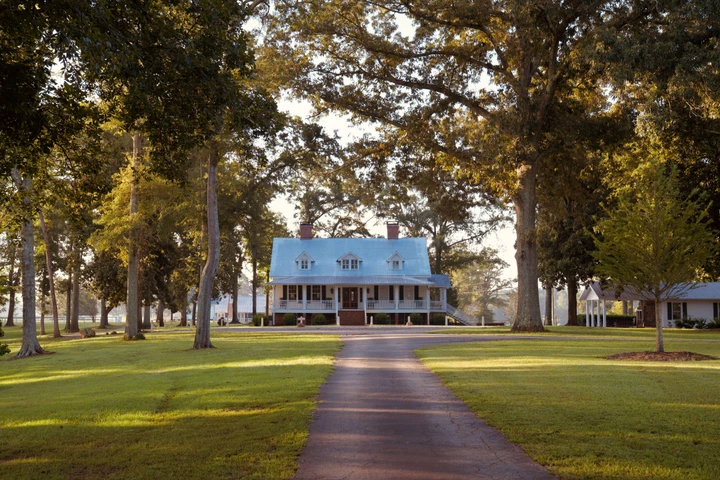Nearby Listing Image