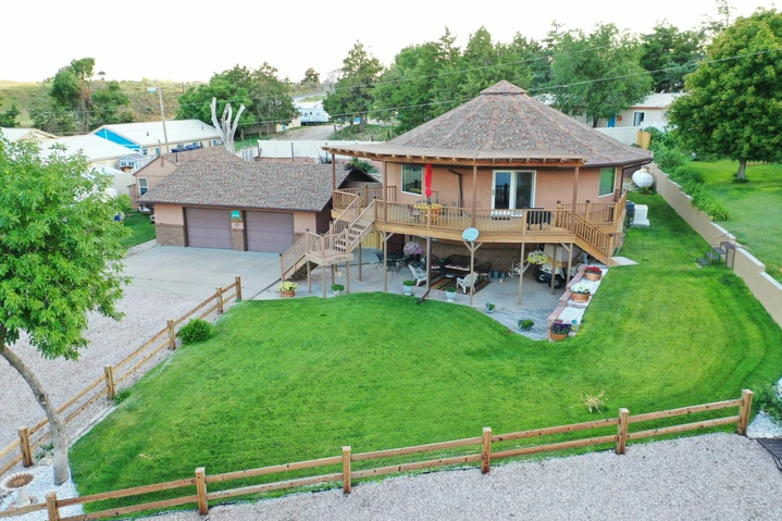 Nearby Listing Image