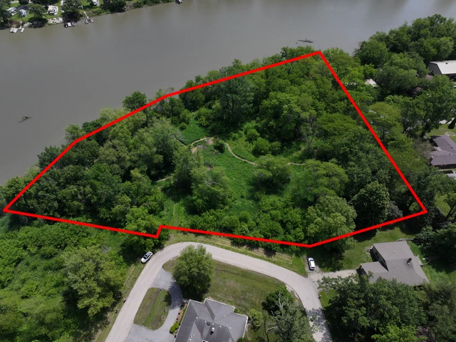 Nearby Listing Image