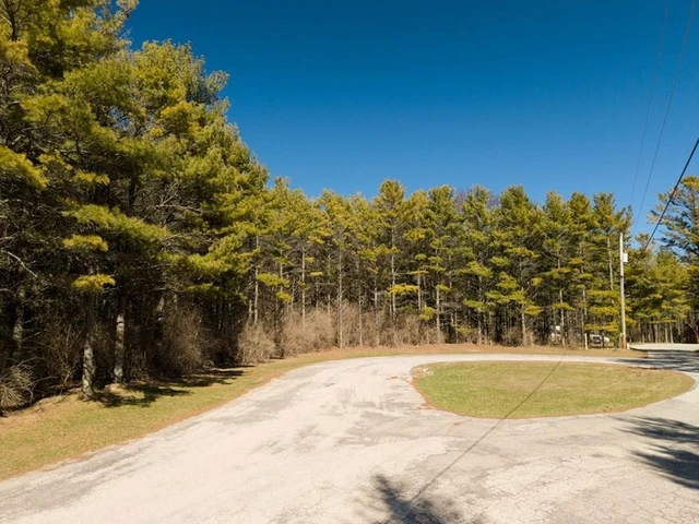 Nearby Listing Image